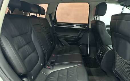 Volkswagen Touareg III, 2015 год, 2 470 000 рублей, 17 фотография