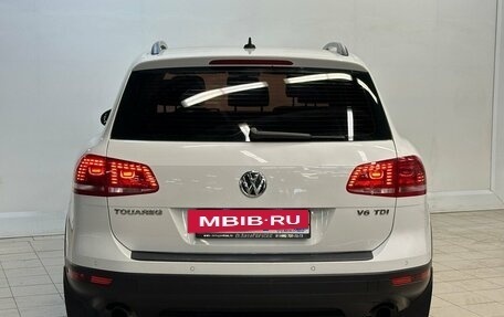 Volkswagen Touareg III, 2015 год, 2 470 000 рублей, 3 фотография