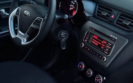 KIA Rio III рестайлинг, 2017 год, 997 000 рублей, 25 фотография