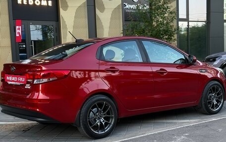 KIA Rio III рестайлинг, 2017 год, 997 000 рублей, 6 фотография