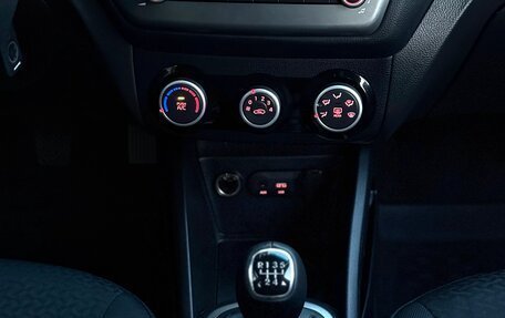 KIA Rio III рестайлинг, 2017 год, 997 000 рублей, 28 фотография