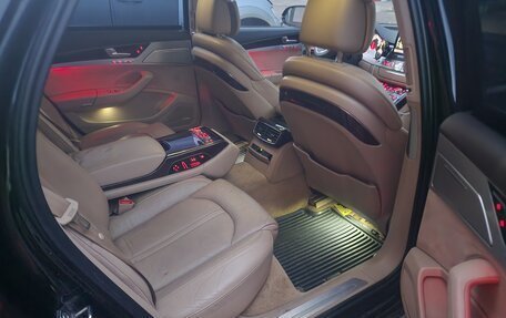 Audi A8, 2011 год, 1 490 000 рублей, 4 фотография