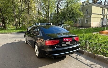 Audi A8, 2011 год, 1 490 000 рублей, 8 фотография