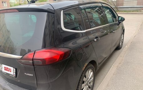 Opel Zafira C рестайлинг, 2012 год, 850 000 рублей, 3 фотография