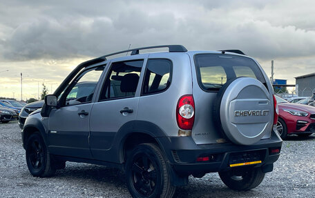 Chevrolet Niva I рестайлинг, 2013 год, 540 000 рублей, 3 фотография