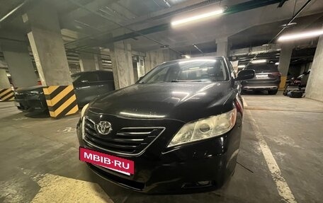 Toyota Camry, 2007 год, 850 000 рублей, 2 фотография