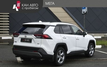 Toyota RAV4, 2021 год, 3 100 000 рублей, 2 фотография