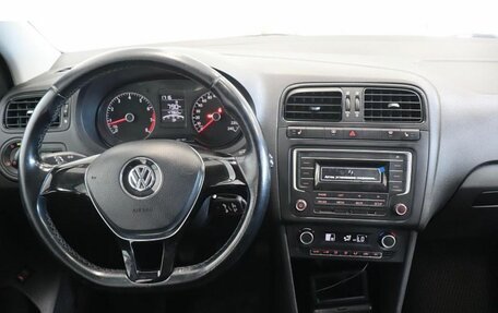 Volkswagen Polo VI (EU Market), 2017 год, 1 360 000 рублей, 8 фотография