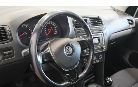 Volkswagen Polo VI (EU Market), 2017 год, 1 360 000 рублей, 6 фотография