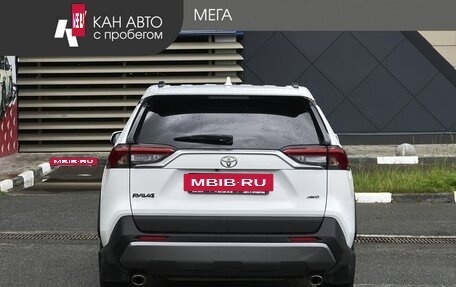 Toyota RAV4, 2021 год, 3 100 000 рублей, 4 фотография