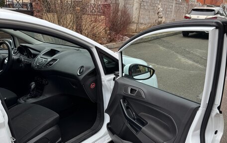 Ford Fiesta, 2015 год, 819 000 рублей, 11 фотография
