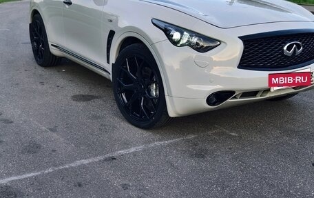 Infiniti FX II, 2012 год, 2 100 000 рублей, 8 фотография