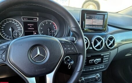 Mercedes-Benz B-Класс, 2012 год, 955 000 рублей, 3 фотография