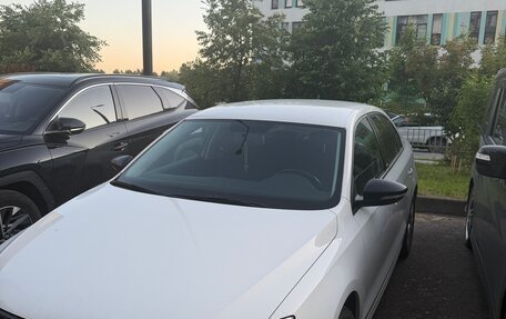 Volkswagen Jetta VI, 2014 год, 1 300 000 рублей, 1 фотография