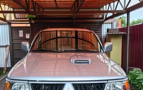 Mitsubishi Pajero Sport II рестайлинг, 2007 год, 800 000 рублей, 24 фотография