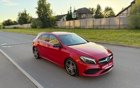 Mercedes-Benz A-Класс, 2017 год, 1 690 000 рублей, 2 фотография