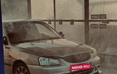 Hyundai Accent II, 2004 год, 450 000 рублей, 2 фотография