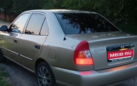 Hyundai Accent II, 2004 год, 450 000 рублей, 4 фотография