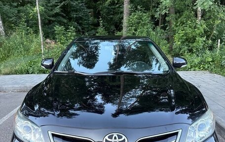 Toyota Camry, 2011 год, 1 700 000 рублей, 2 фотография