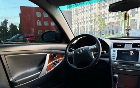 Toyota Camry, 2011 год, 1 700 000 рублей, 16 фотография