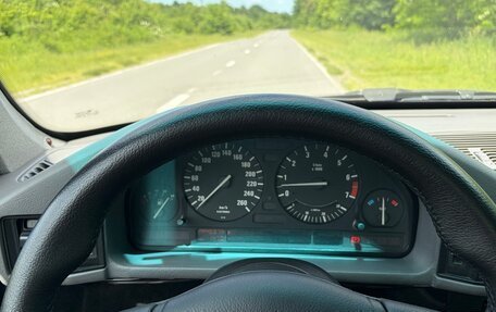 BMW 5 серия, 1992 год, 2 700 000 рублей, 14 фотография
