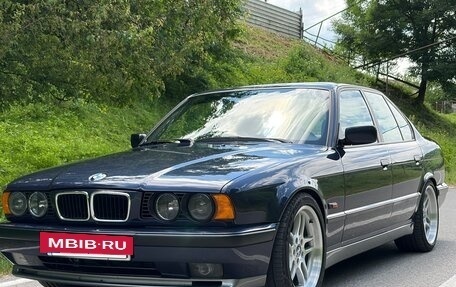 BMW 5 серия, 1992 год, 2 700 000 рублей, 2 фотография