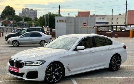 BMW 5 серия, 2022 год, 5 690 000 рублей, 1 фотография