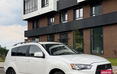 Mitsubishi Outlander III рестайлинг 3, 2010 год, 800 000 рублей, 1 фотография