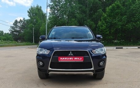 Mitsubishi Outlander III рестайлинг 3, 2011 год, 1 250 000 рублей, 1 фотография