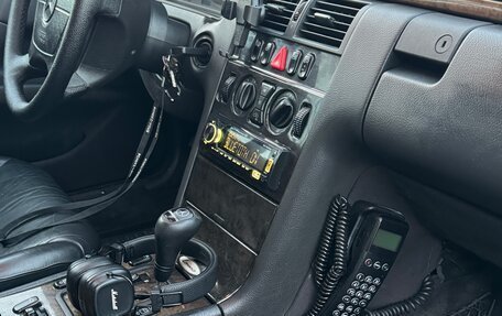 Mercedes-Benz E-Класс, 1998 год, 525 000 рублей, 14 фотография