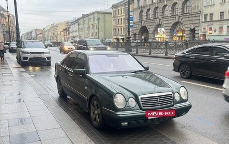 Mercedes-Benz E-Класс, 1998 год, 525 000 рублей, 5 фотография