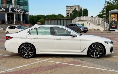 BMW 5 серия, 2022 год, 5 690 000 рублей, 4 фотография