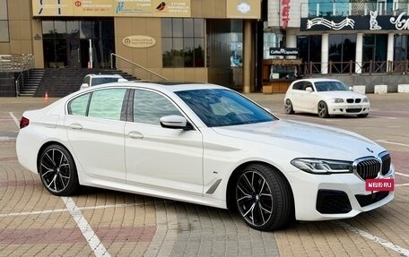 BMW 5 серия, 2022 год, 5 690 000 рублей, 3 фотография