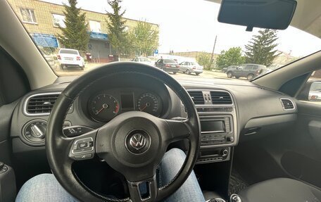 Volkswagen Polo VI (EU Market), 2015 год, 1 150 000 рублей, 17 фотография