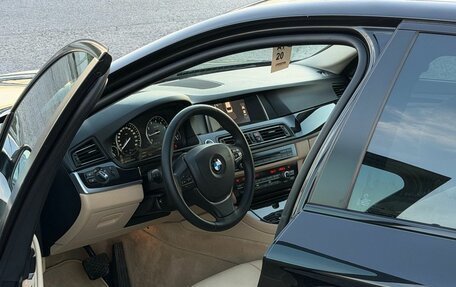 BMW 5 серия, 2014 год, 2 090 000 рублей, 13 фотография