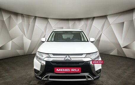 Mitsubishi Outlander III рестайлинг 3, 2021 год, 2 315 000 рублей, 7 фотография