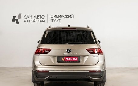 Volkswagen Tiguan II, 2021 год, 3 295 800 рублей, 4 фотография