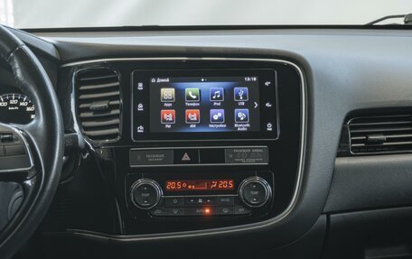 Mitsubishi Outlander III рестайлинг 3, 2019 год, 2 000 000 рублей, 16 фотография