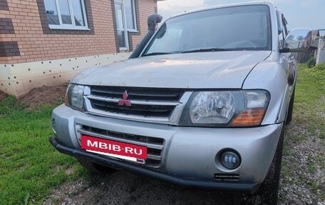 Mitsubishi Pajero III рестайлинг, 2000 год, 550 000 рублей, 2 фотография