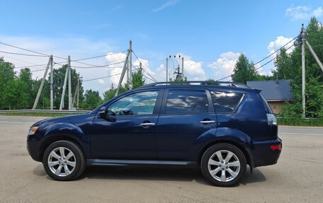 Mitsubishi Outlander III рестайлинг 3, 2011 год, 1 250 000 рублей, 5 фотография