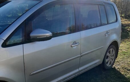 Volkswagen Touran III, 2010 год, 545 000 рублей, 9 фотография