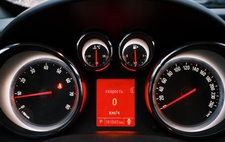 Opel Astra J, 2013 год, 700 000 рублей, 10 фотография