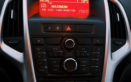 Opel Astra J, 2013 год, 700 000 рублей, 11 фотография