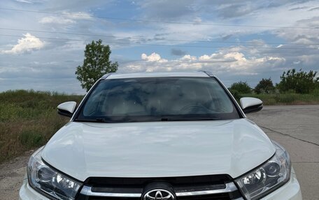 Toyota Highlander III, 2015 год, 2 900 000 рублей, 1 фотография
