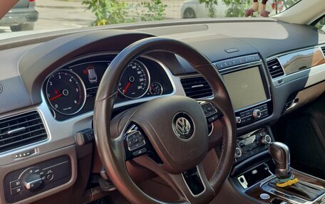Volkswagen Touareg III, 2016 год, 3 600 000 рублей, 13 фотография