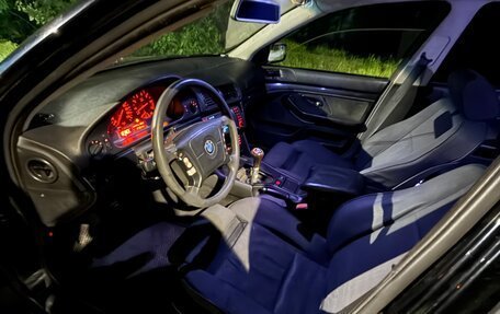 BMW 5 серия, 1998 год, 300 000 рублей, 5 фотография