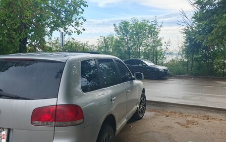 Volkswagen Touareg III, 2005 год, 800 000 рублей, 9 фотография