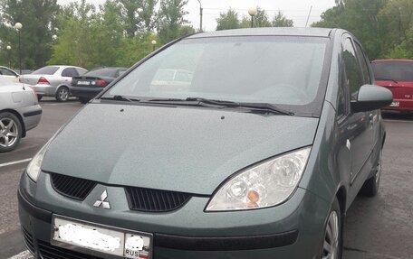 Mitsubishi Colt VI рестайлинг, 2005 год, 220 000 рублей, 2 фотография