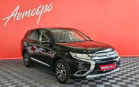 Mitsubishi Outlander III рестайлинг 3, 2015 год, 1 770 000 рублей, 7 фотография