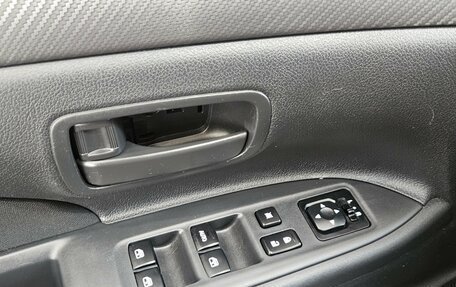 Mitsubishi Outlander III рестайлинг 3, 2015 год, 1 770 000 рублей, 16 фотография